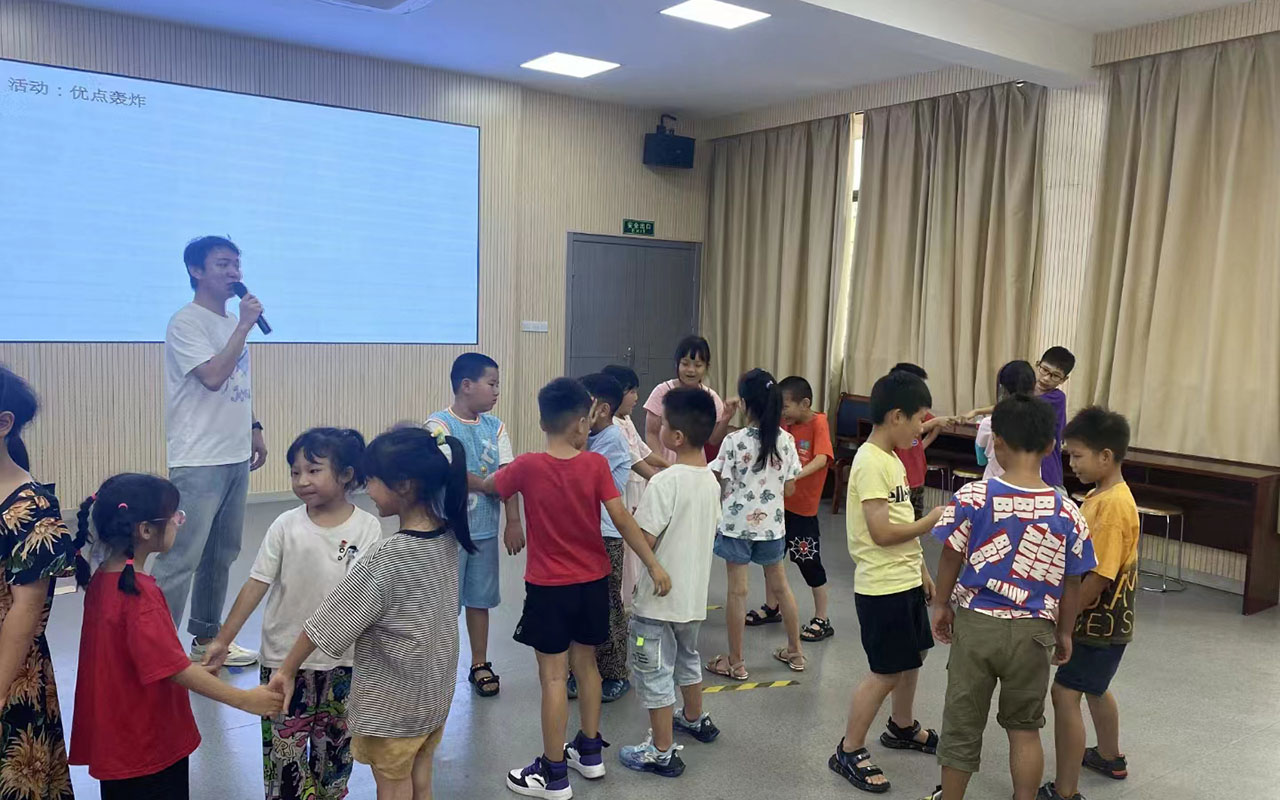 永定龙观乡中心学校